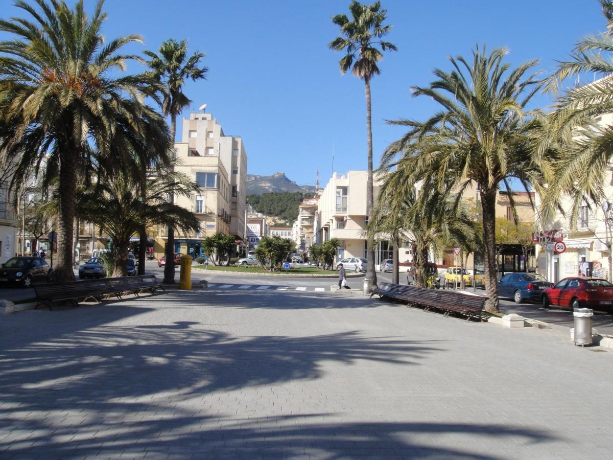 Hostal Residencia Celma Sant Carlos de la Ràpita Esterno foto