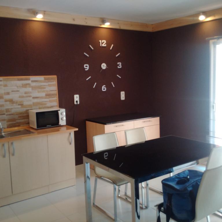 Hostal Residencia Celma Sant Carlos de la Ràpita Esterno foto