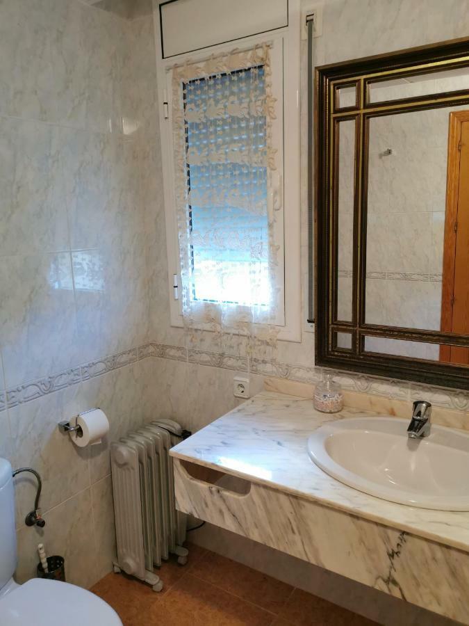 Hostal Residencia Celma Sant Carlos de la Ràpita Esterno foto