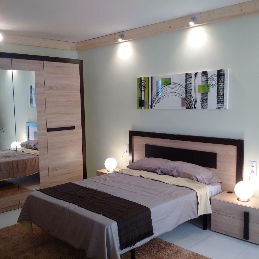 Hostal Residencia Celma Sant Carlos de la Ràpita Esterno foto